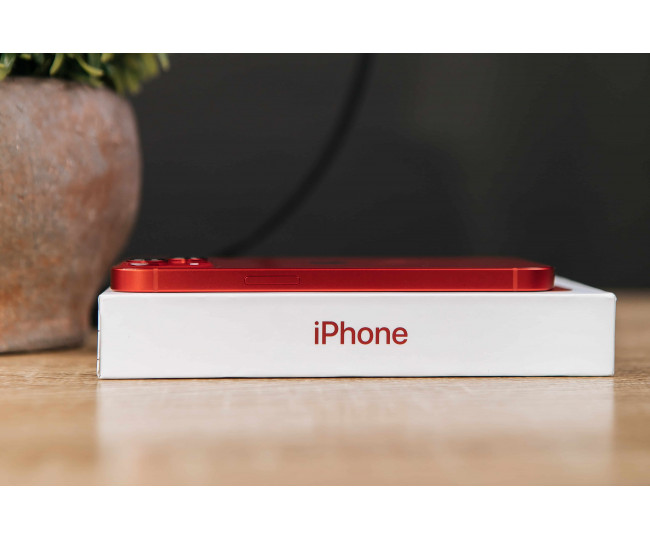 Apple iPhone 13 256GB (PRODUCT)RED (MLQ93) б/у